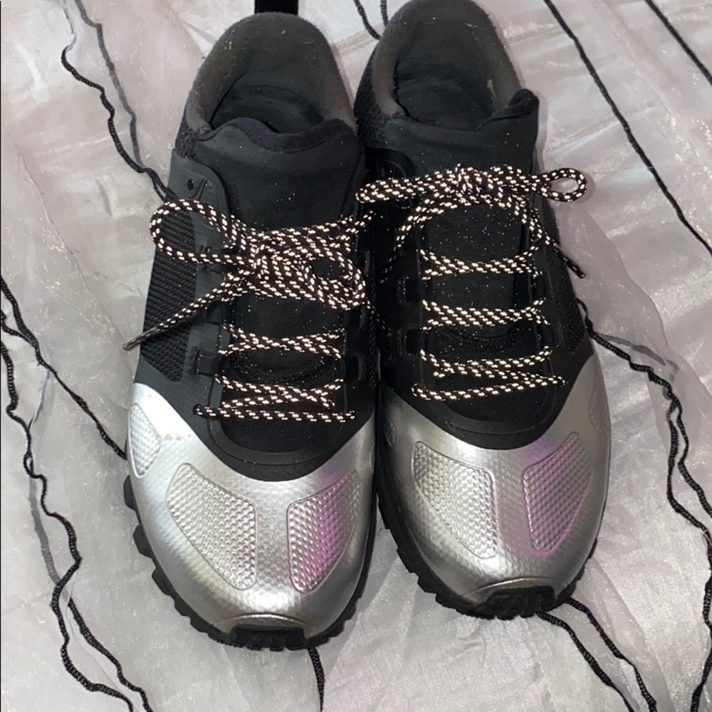Stella McCartney blk snd silver runners